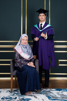 Graduation & Convocation & Family Photoshoot in Photo Studio Near You.