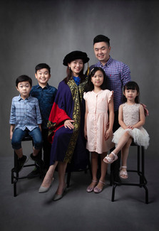 Graduation & Convocation & Family Photoshoot in Photo Studio Near You.