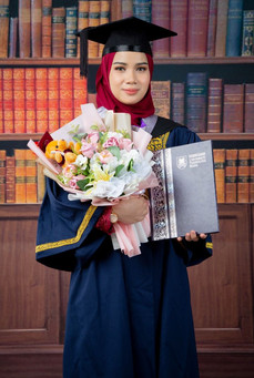 Graduation , Convo & Family Studio Photoshoot
