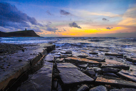 Coastal sunset ocean horizon view