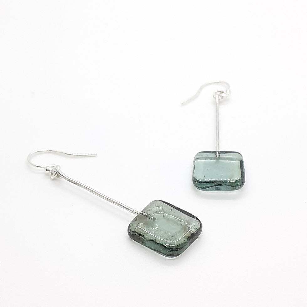 サムネイル： Square Earrings