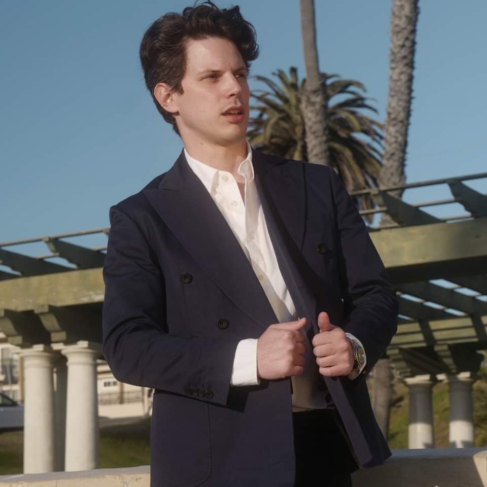 Stefano Zoccatelli — Italian real estate agent in Los Angeles