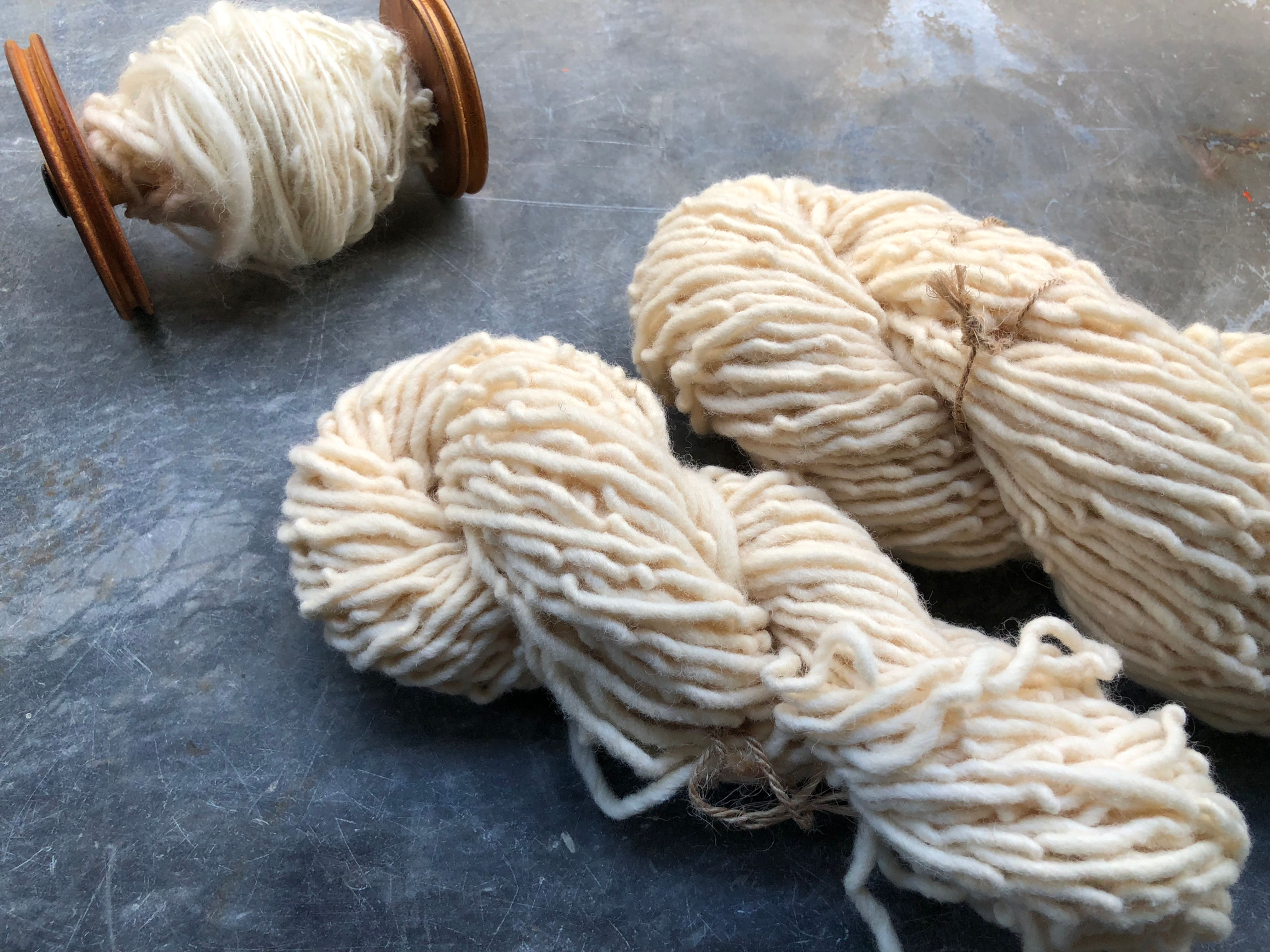 絕版線- BULKY 粗紡羊毛