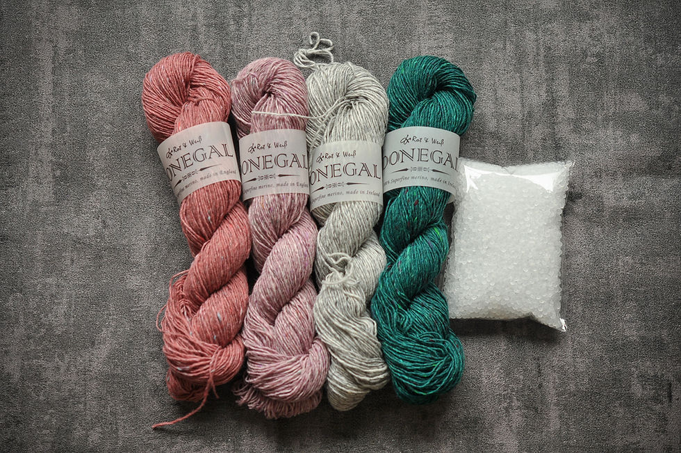 縮圖：[ 地精團 ] 4色配色套組(4絞花呢+塑膠粒1包)