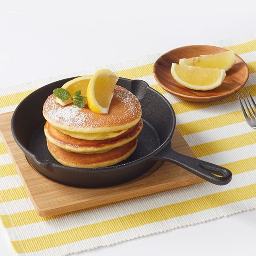 Thumbnail: Black Cast Iron Pan-Flat Bottom