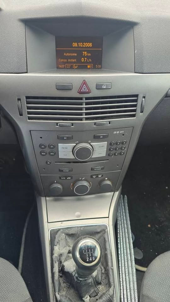 Miniaturbild: Opel Astra 1.9 CDTI