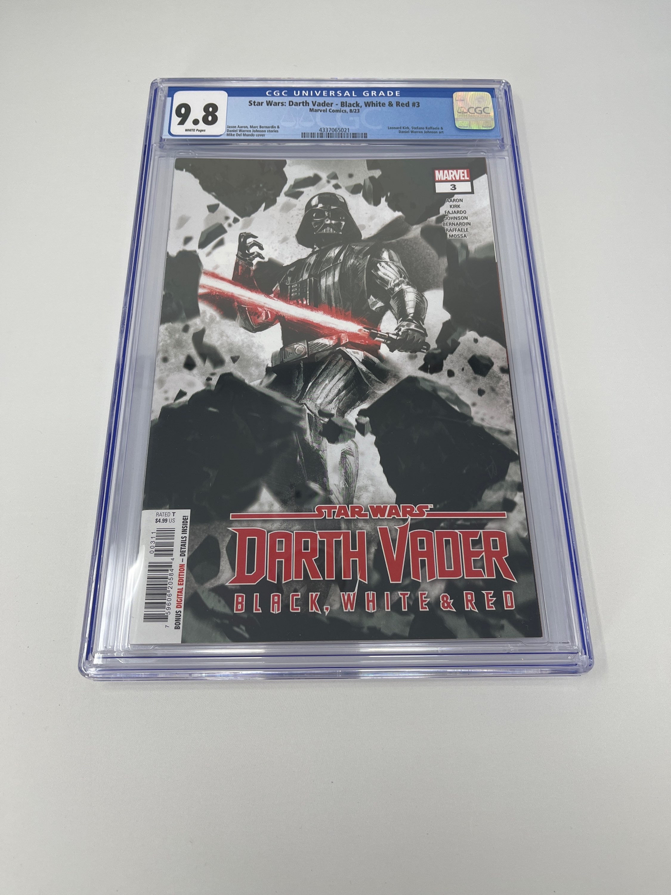 Star Wars Darth Vader Black,white and Red 3 CGC9.8