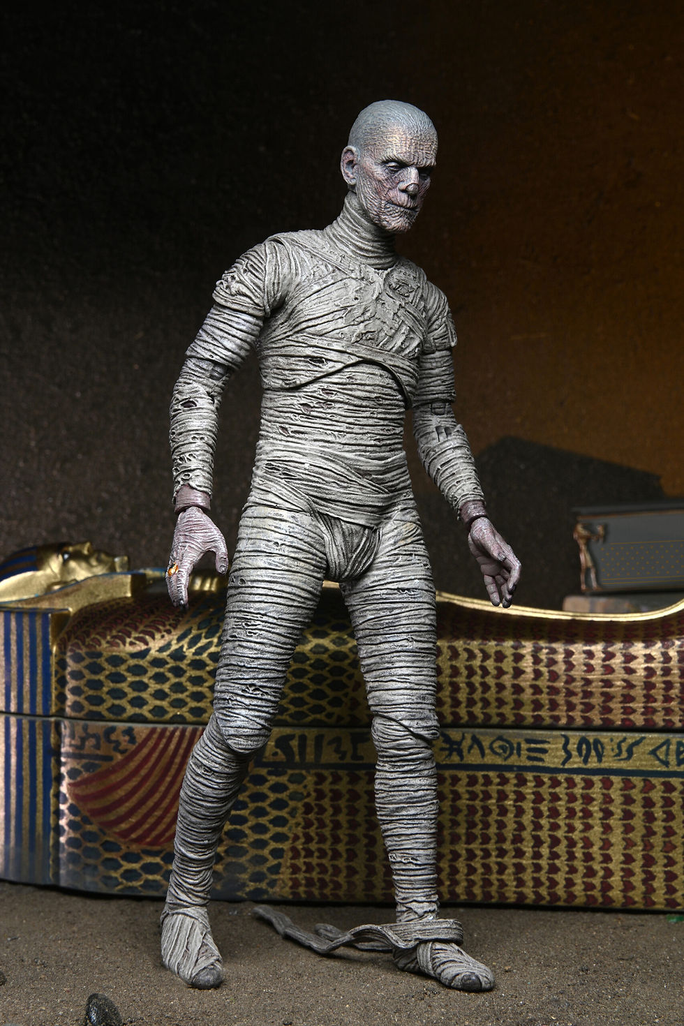 Thumbnail: Universal Monsters - 7″ Scale Action Figure – Ultimate Mummy (Color)