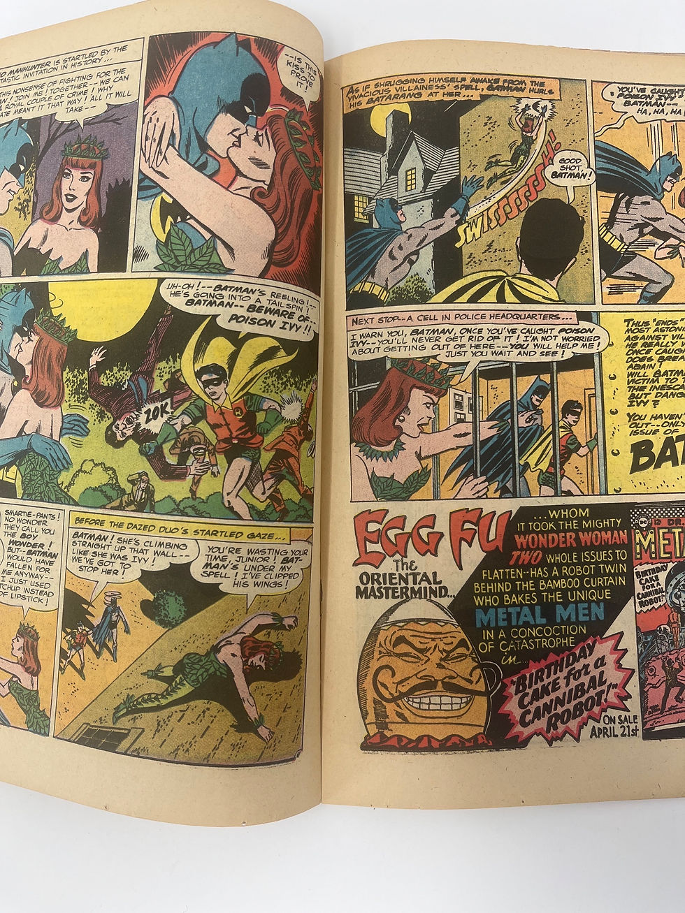 Thumbnail: Batman 181 1st Poison Ivy Fair Condition Missing Centrefold