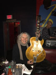 Albert Lee - 2 Photos