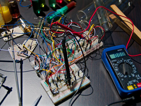 Hire Emergency Electrician Services Melbourne: overcome power issues effectively