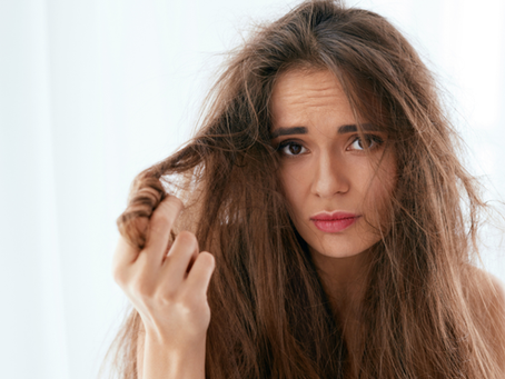 गर्मियों में अपने बालों की देखभाल कैसे करें