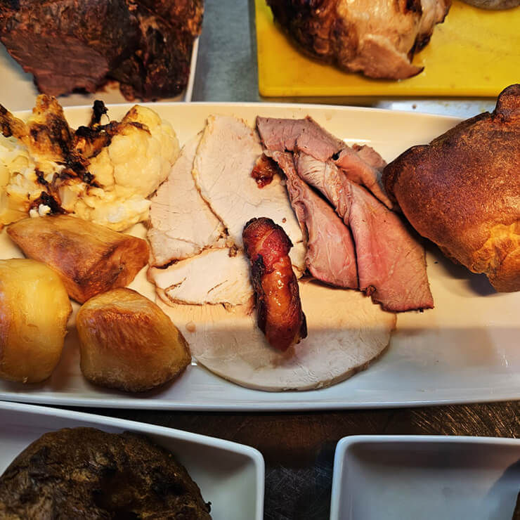 Classic pub fish and chips served with peas and tartar sauce