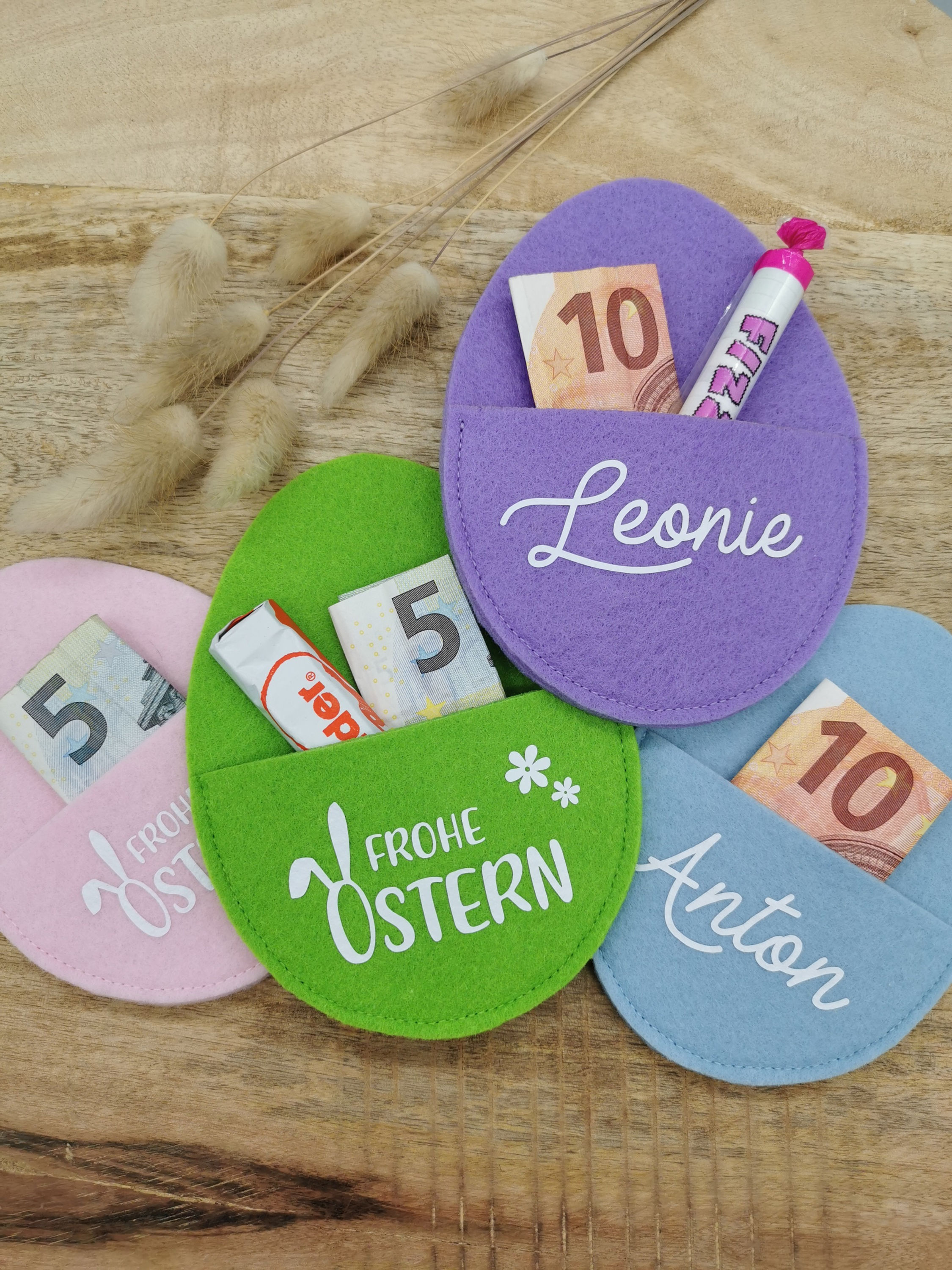 Osterei aus Filz mit Einstecktasche