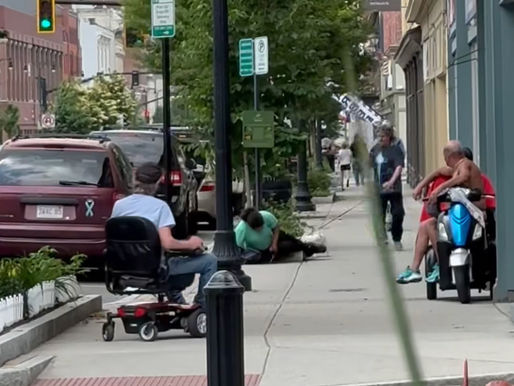 Pittsfield pospone hasta febrero resolución sobre prohibir acampar en espacios públicos