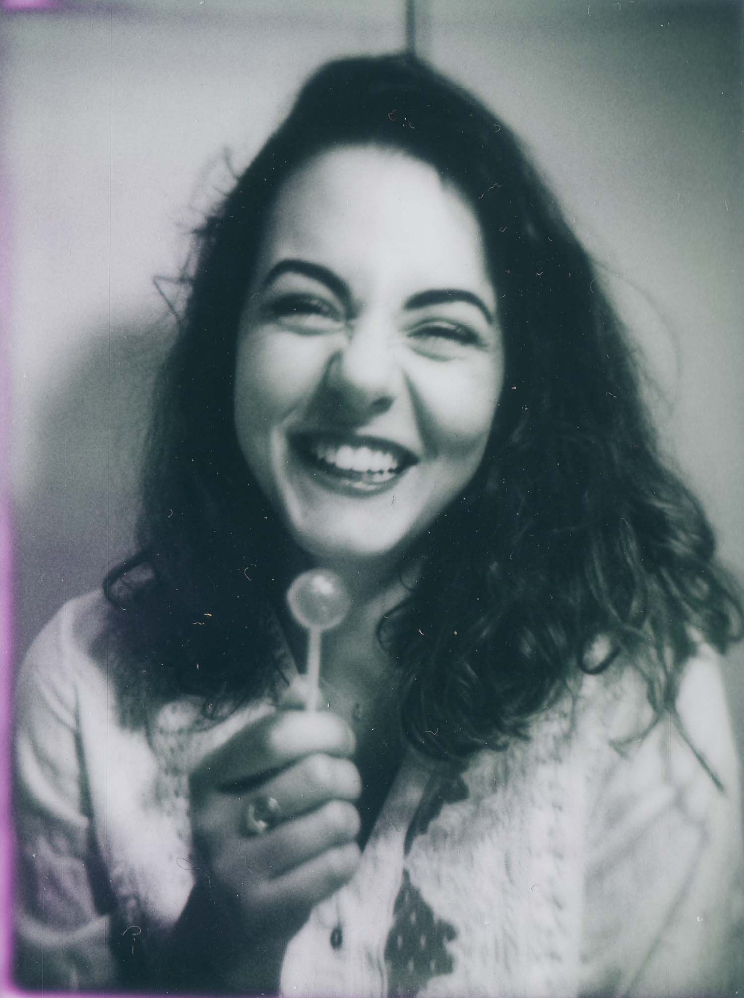 Sara - Romain Sandt - instax mini - Mint TL70 instax166
