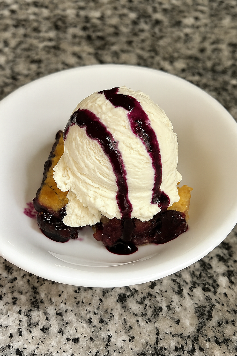 Easy Berry Cobbler Recipe