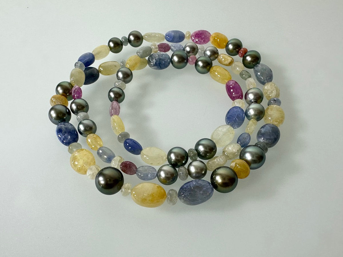 edelstein_kette_mit_perlen