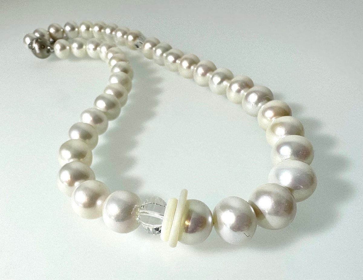 ming_perlencollier_weiss_rosé