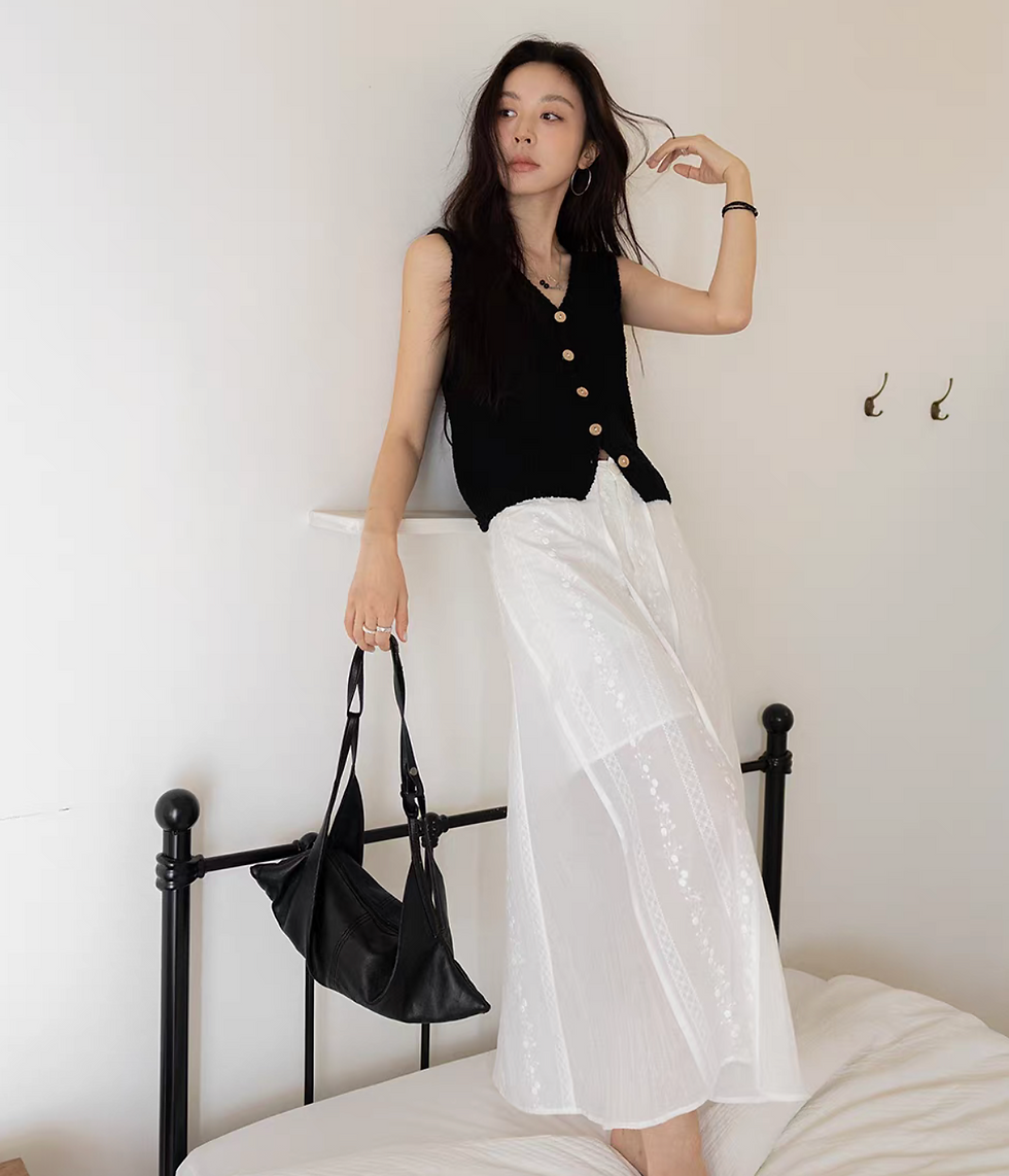 Thumbnail: High waisted embroidered ivory drawstring A line cotton pleated skirt