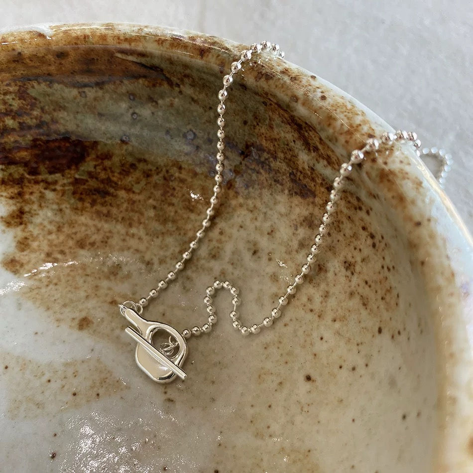 Thumbnail: 925 silver loop through abstract T bar necklace 