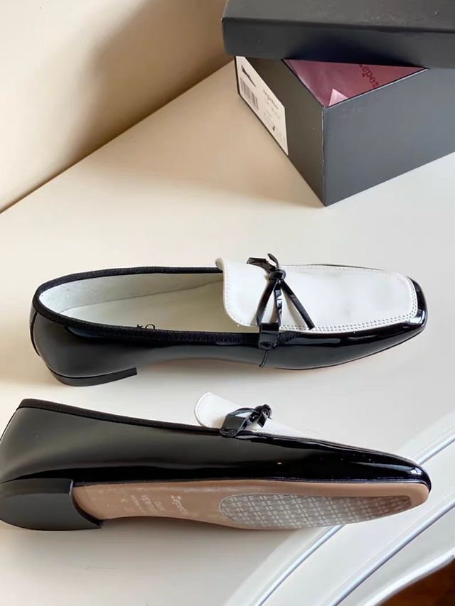 Repetto Paris made in France sheep skin black white loafers 6