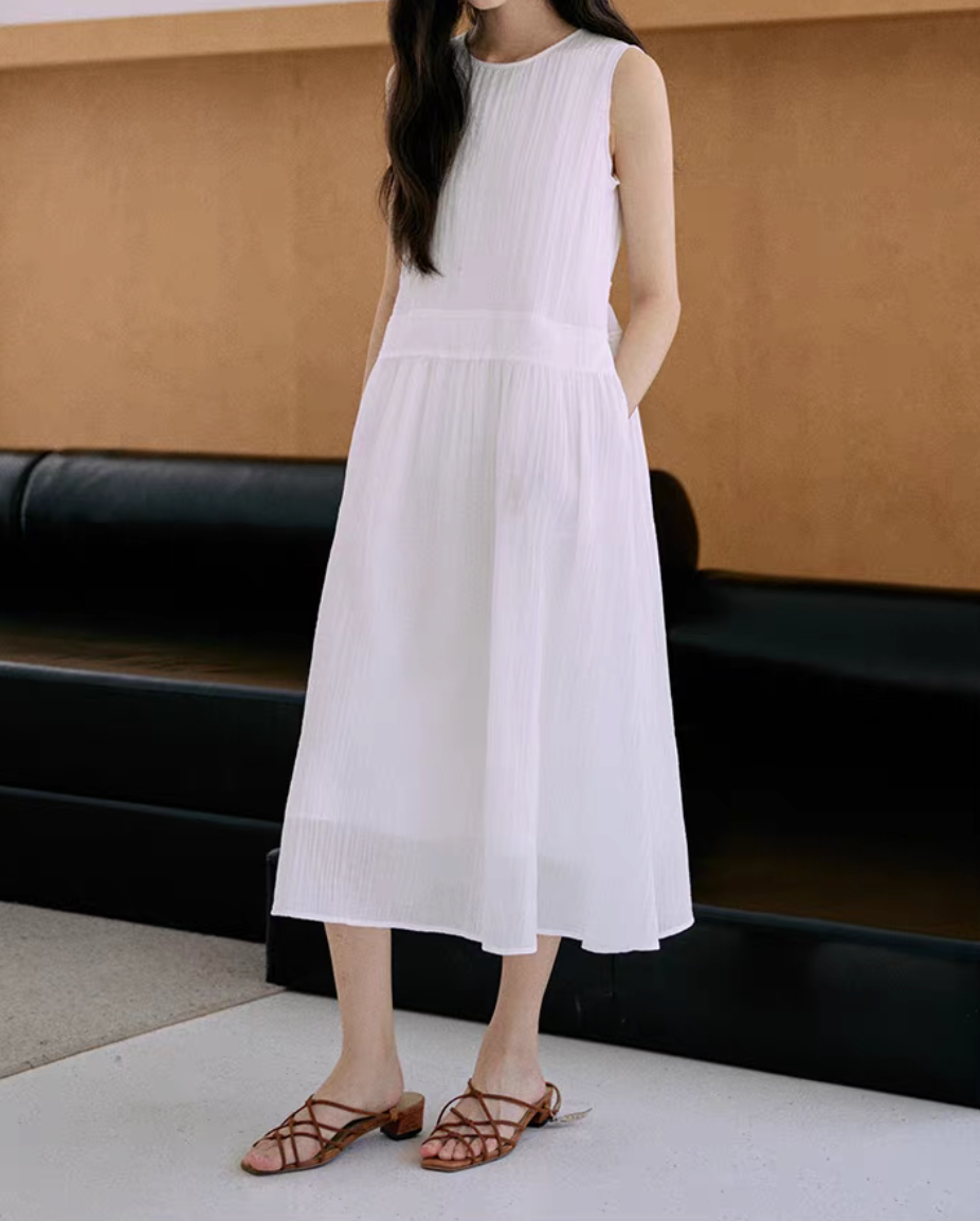 Thumbnail: Embossed tencel poly lined pleated sleeveless dress