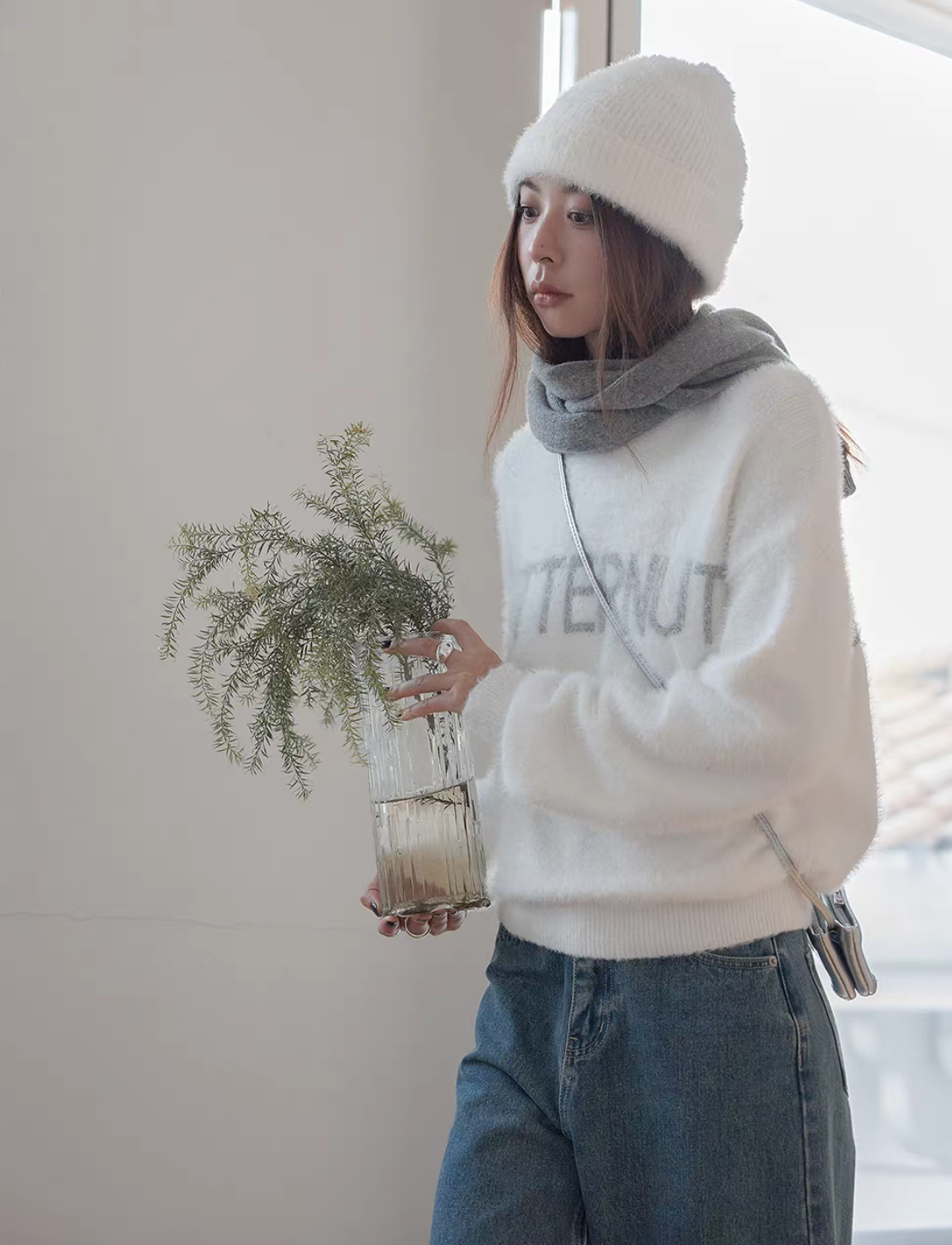 Poly wool raccoon hair crewneck knitted fluffy jumper