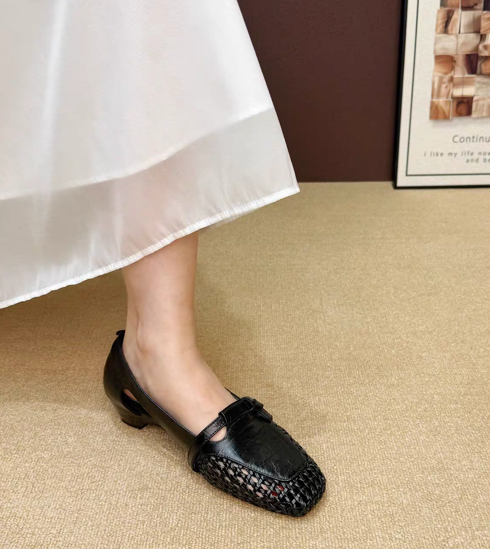 Thumbnail: Side weaved strap side crochet lambskin pointy low heels
