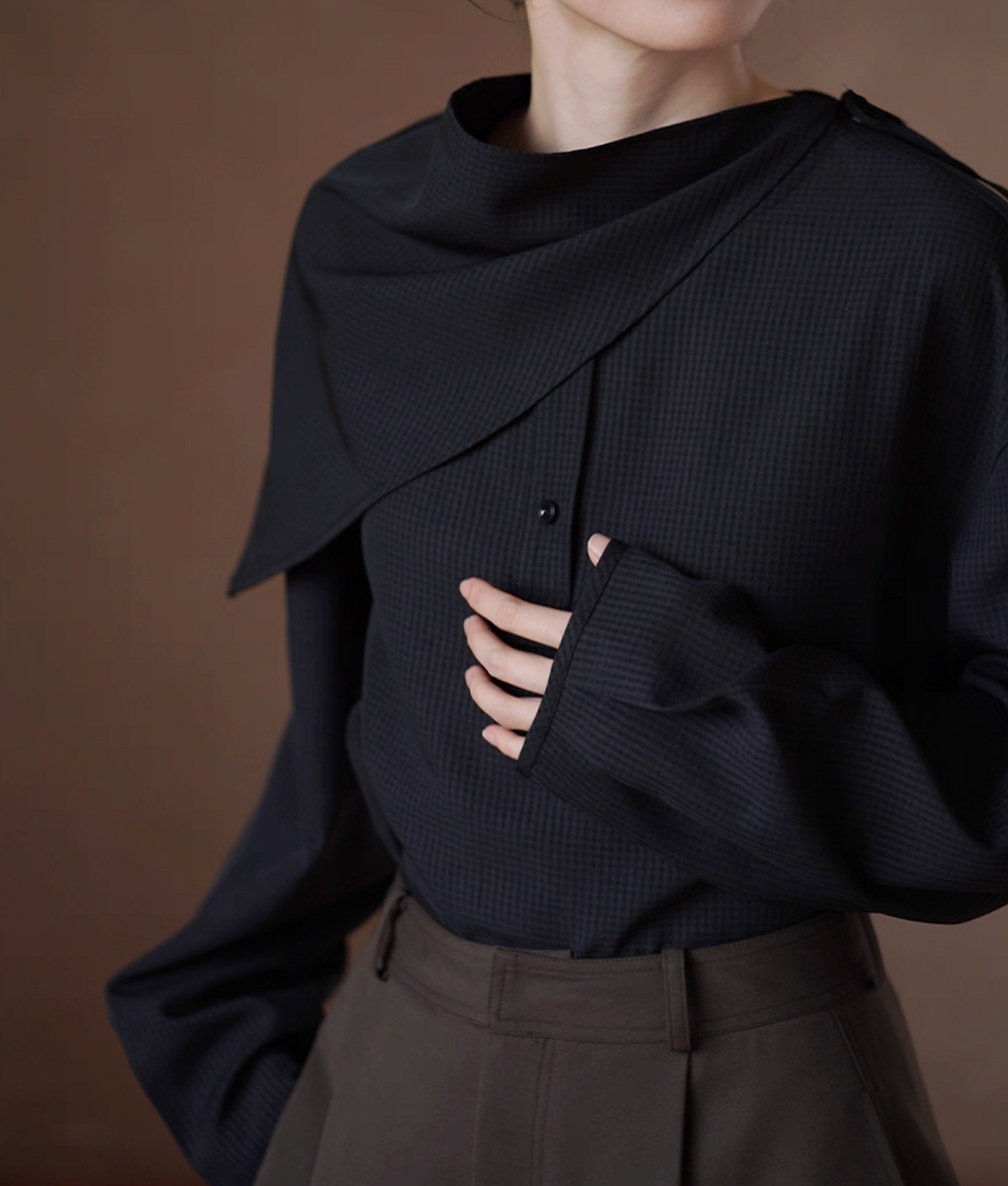 Checker embossed black cotton removable collaratte drape blouse set