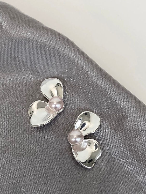 925 Silver half petals alloy plastic pearl earrings  5