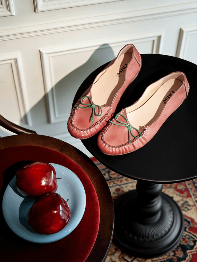 Made in Italy Italian Italian calf leather stitched trim ribbon loafers 1