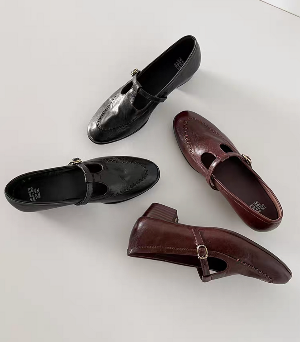 Thumbnail: Stitched trim calf leather T strap wood heel Mary Janes