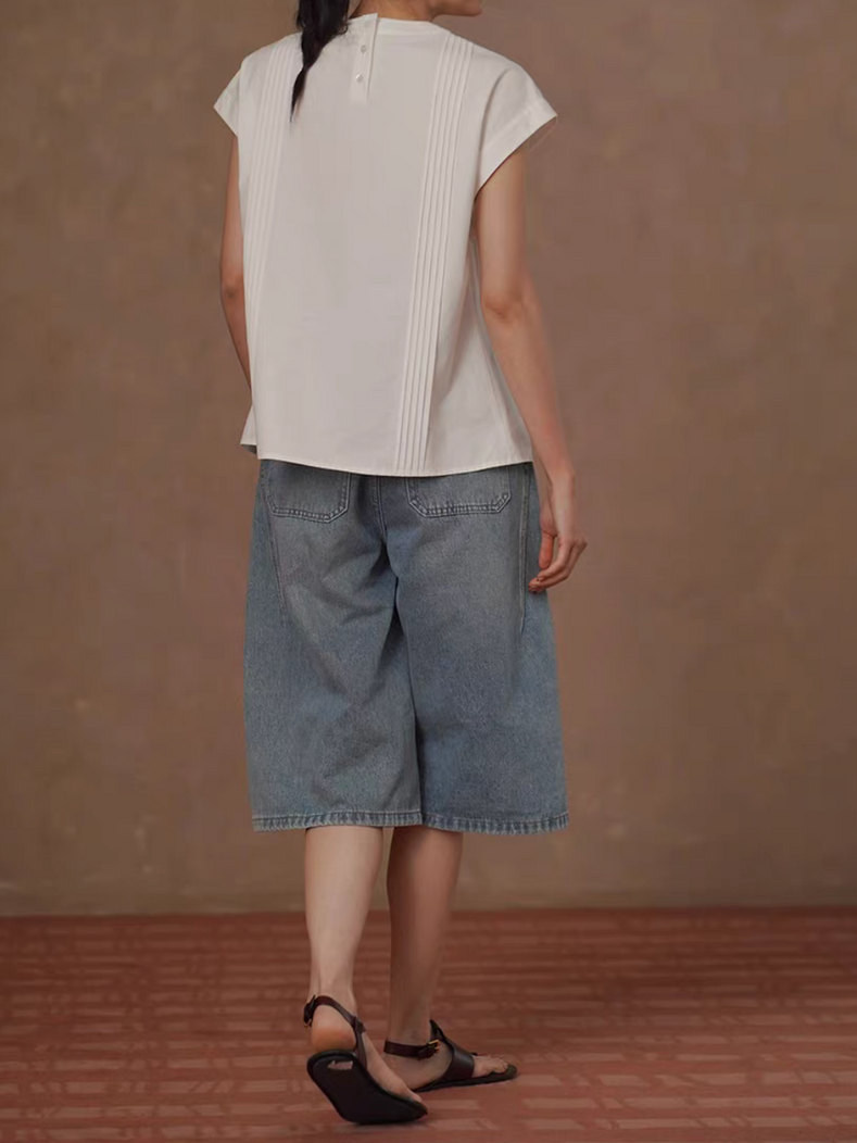 Pure cotton pleated back buttoned white blouse 3
