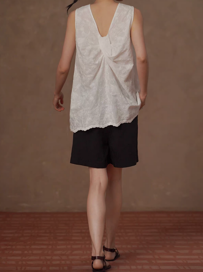 Back twist floral embroidered crewneck pure cotton vest 4