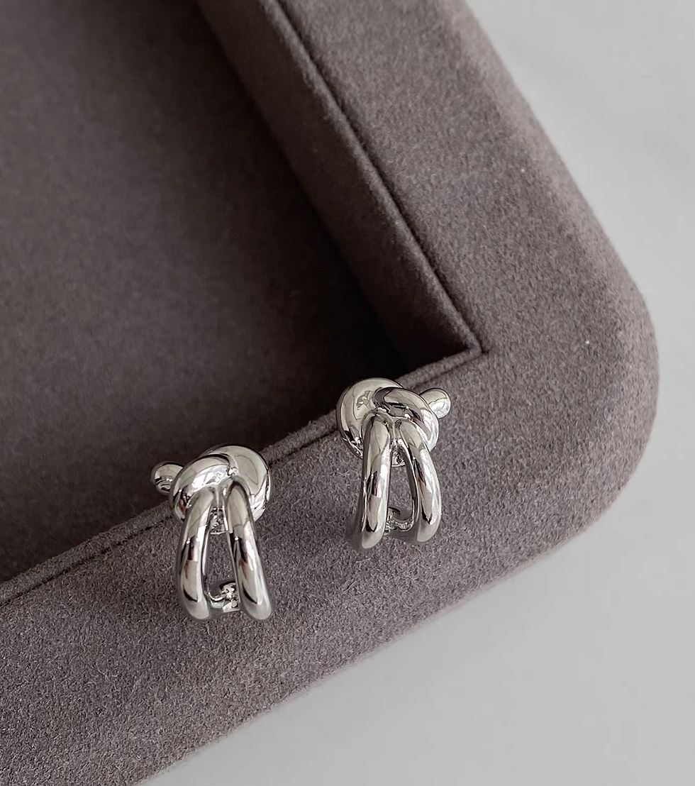 Thumbnail: 925 Silver molten knot geometry earrings