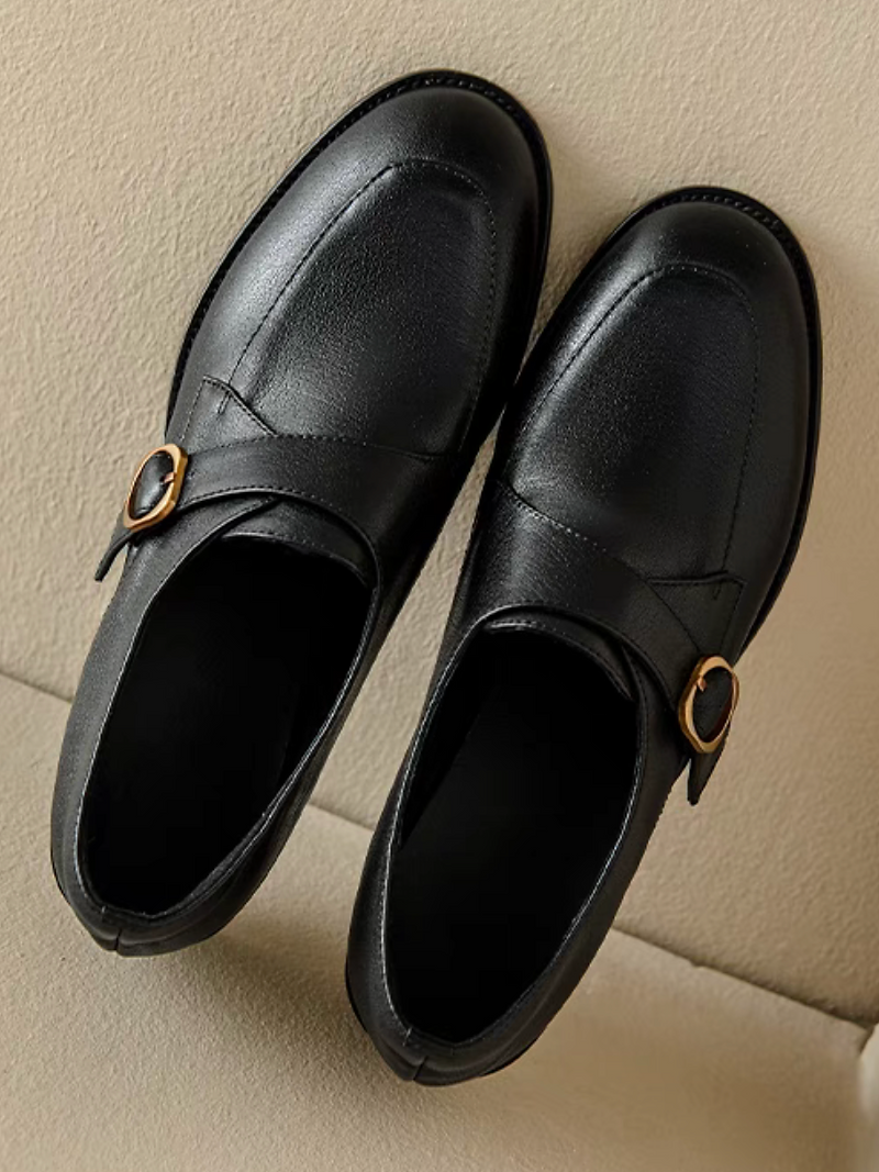 Side buckle calf leather strap loafers 10