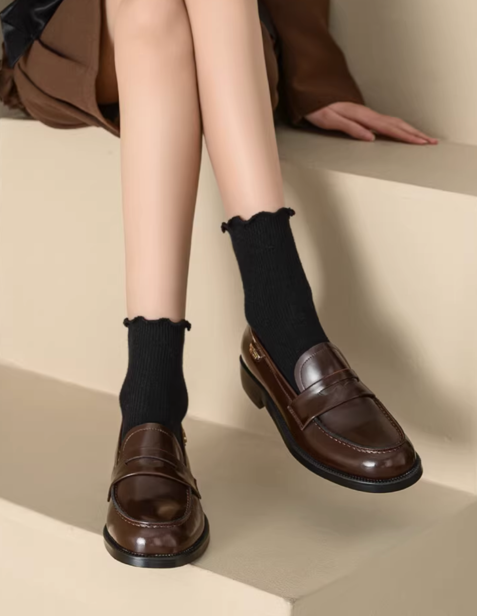 Thumbnail: Oil waxed calf leather penny saver loafers