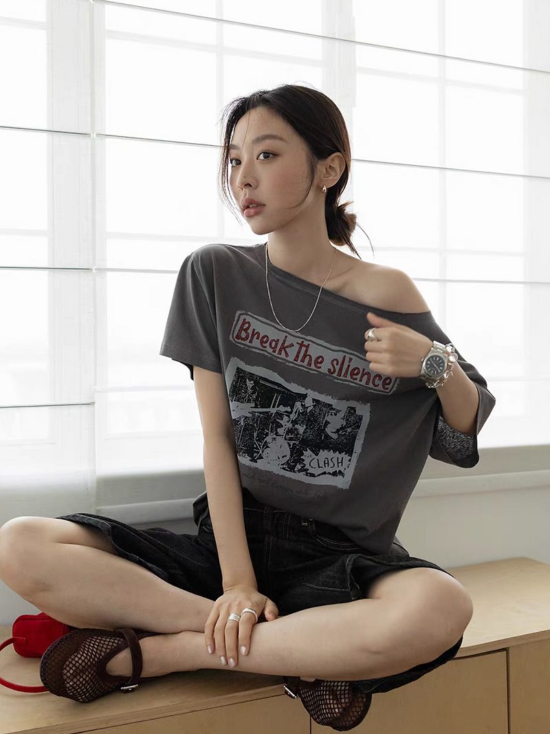 One shoulder digital print cotton rayon tee 1