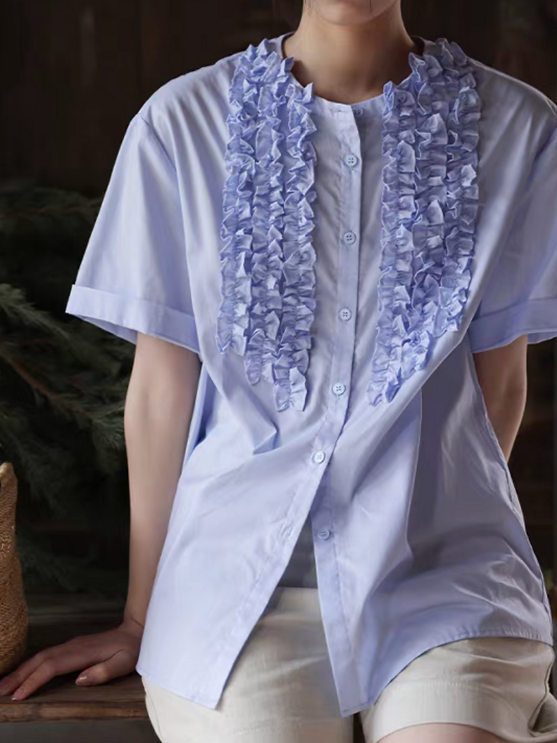 Embossed crewneck blue cotton shortsleeved blouse 3