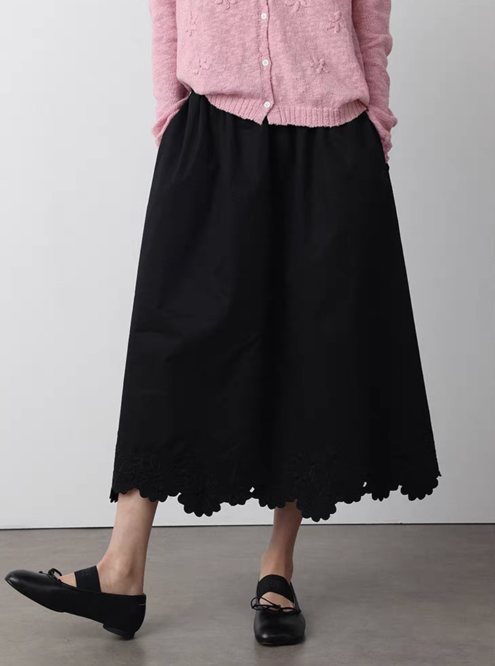 Thumbnail: Laced trim elasticated cotton A line skirt