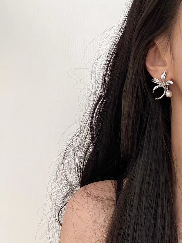 925 Silver lily alloy plastic pearl earrings