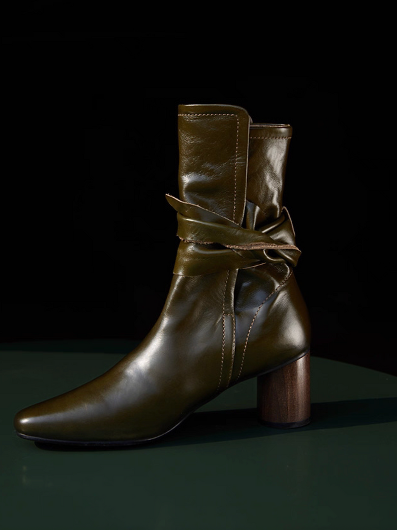 Made in Paris Italian sheep skin back knot slit wood heel ankle boots 7