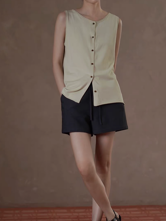 Acrylic poly knitted breathable crewneck beige buttoned vest 5