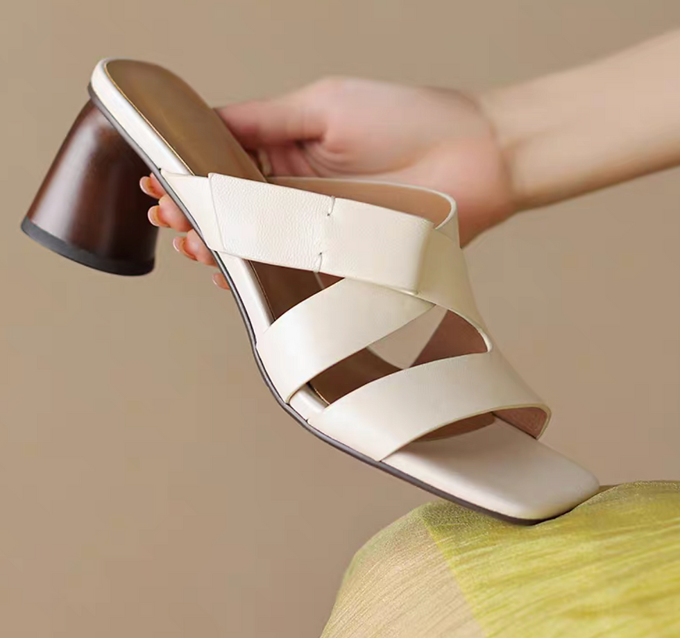 Thumbnail: Lambskin folded strap chunky heel slip ons
