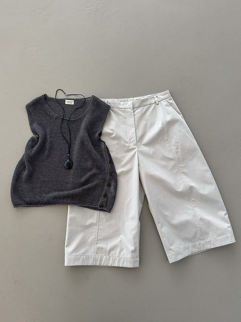 Linen nylon side buttoned crewneck knitted vest 5