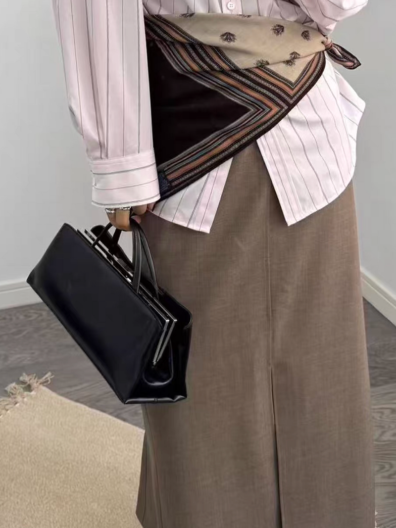 Calf leather metal lock boxy handle + shoulder bag 9