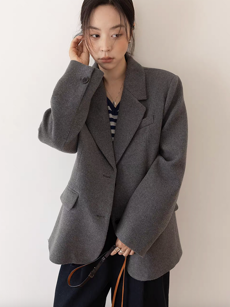 50% Wool mid length back buttoned mid length blazer 2