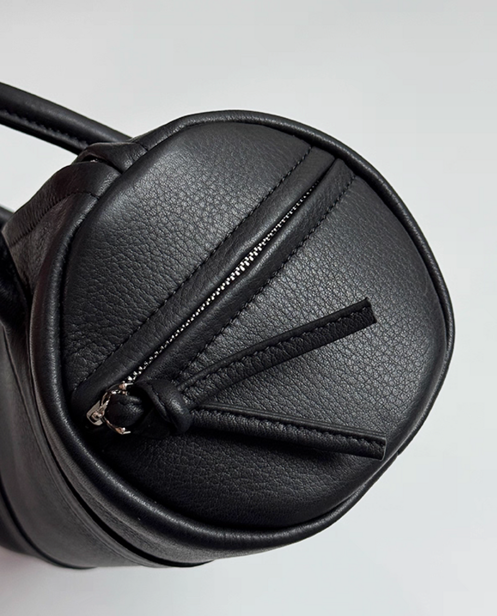 Thumbnail: Side zipper toga embossed calf leather tube handle + crossbody bag