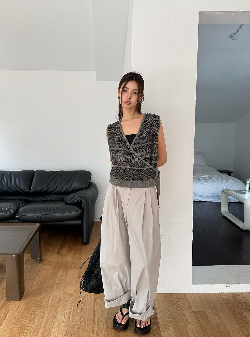 Thumbnail: Cotton acrylic knitted V neck overlapping knitted vest